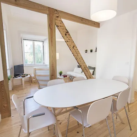 Apartment Santos N Bright Third Floor Lisbon