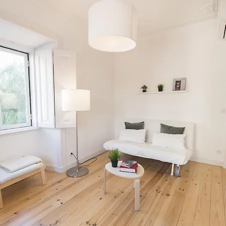 Apartment Santos N Bright Third Floor